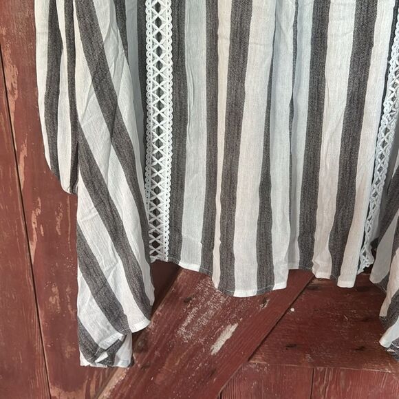 ANDTHEWHY black/white stripe open lace accent bishop sleeve flowy boho top. NWT. - Picture 12 of 13